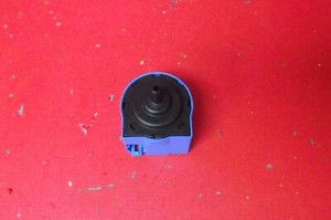 Waschmaschine HOTPOINT WMYL6351P UK DRUCKSCHALTER