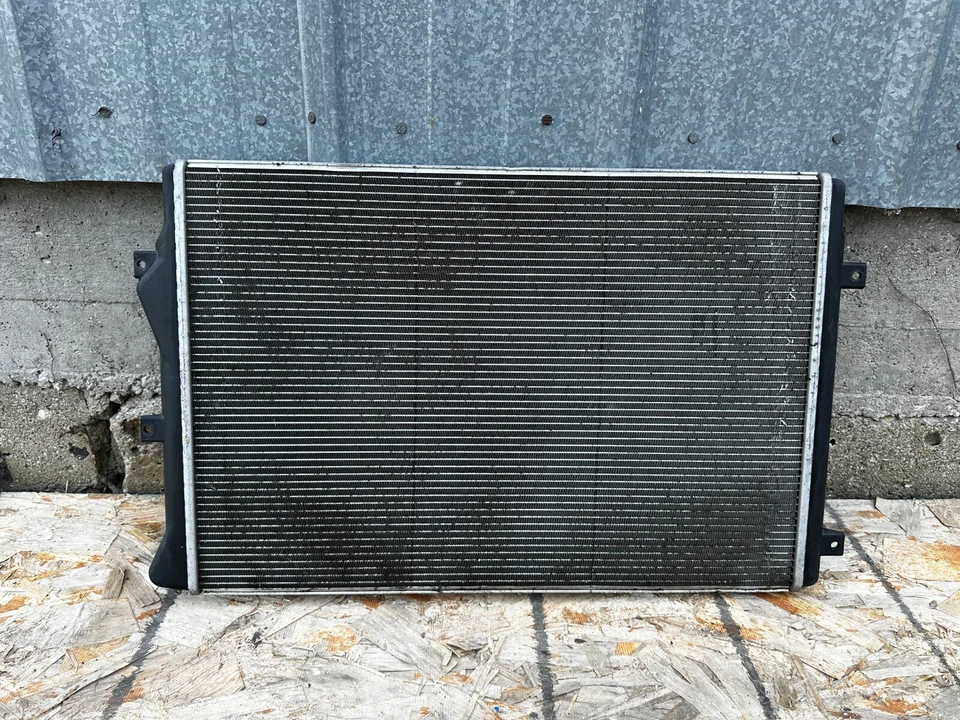 P40928 2009 - 2012 大众 CC 冷却散热器 2.0L 1K0121253L 原始设备制造商 — 第 4/4 张图片