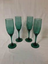 Libbey Glass Long Stemmed Wine Goblet - Green