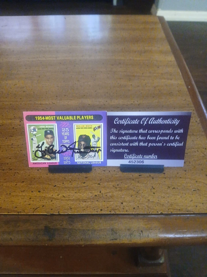 1975 Topps Autographed with COA Yogi Berra and Willie Mays #192 NY HOF. - Image 2 of 4