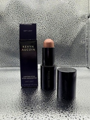 KEVYN AUCOIN LIGHTING STICK - SOFT LIGHT Full Size/0.3 Oz.