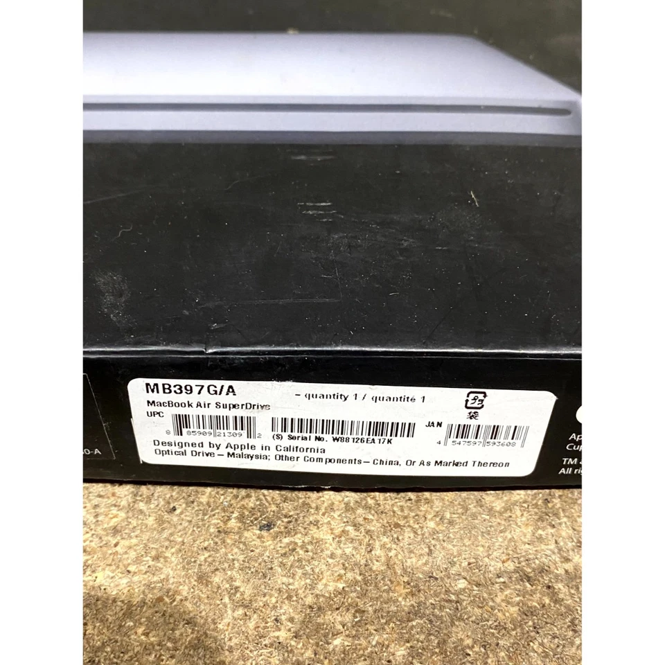 Apple MacBook Air A1270 MB397G/A Optical USB SuperDrive Silver External Compact - Image 3 of 4