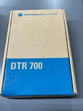 MOTOROLA DTR 700 DTS150NBDLAA 2-WAY RADIO w/ extra stubby antenna