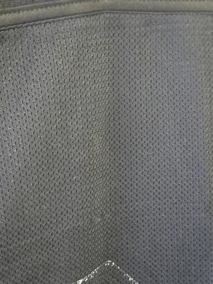 READ! Authentic UND Fighting Sioux Hockey Jersey sz 54 Black Reebok 7187 A READ! - Image 4 of 4