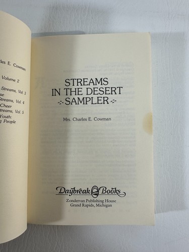 Bible Study and Christian Reference Books - Picture 193 of 379