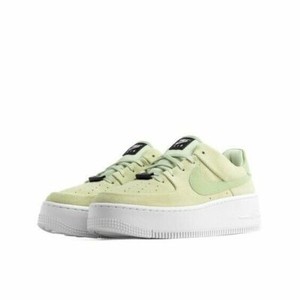 Nike Air Force 1 Sage Low Olive Aura 