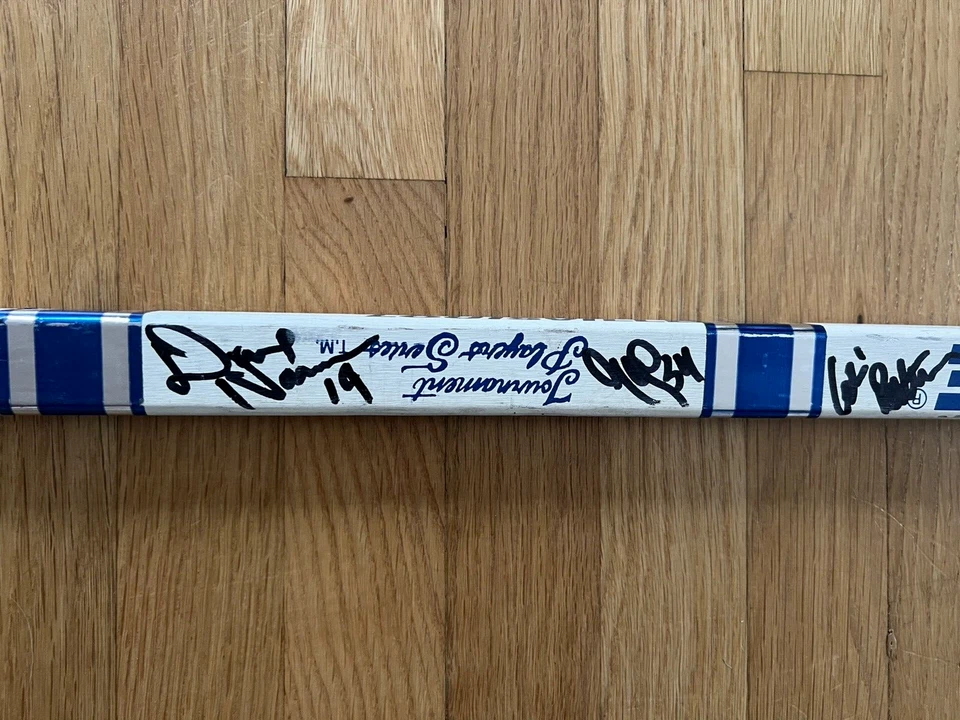 Palo de hockey Buffalo Sabres 1992 firmado automático Pat LaFontaine - 14 autógrafos Foto 4 de 4