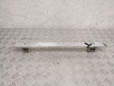 Tesla Model 3 2019 Mitte Halterung Scheinwerfer 110477700A GOD33778