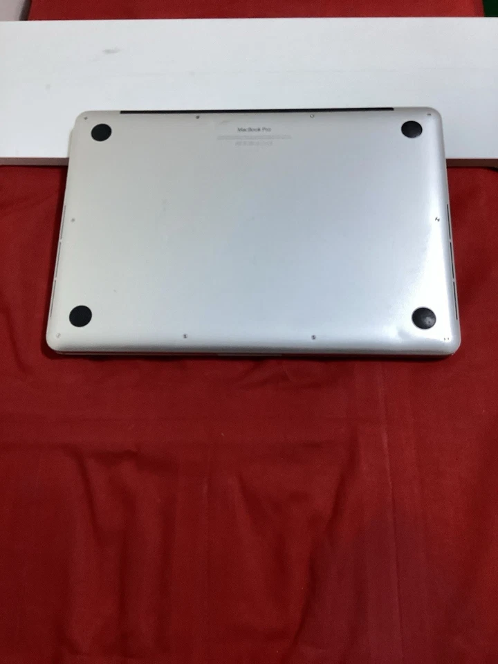 Apple MacBook Pro Retina 13 -inch 2015  8GB RAM 256GB Storage including the - Image 2 of 4