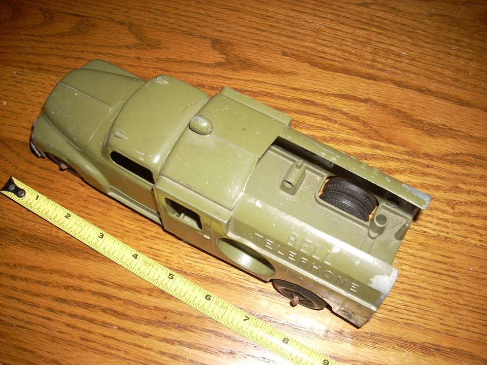 Camión telefónico Hubley Bell de metal vintage #469 plataforma de remolque. Foto 3 de 4