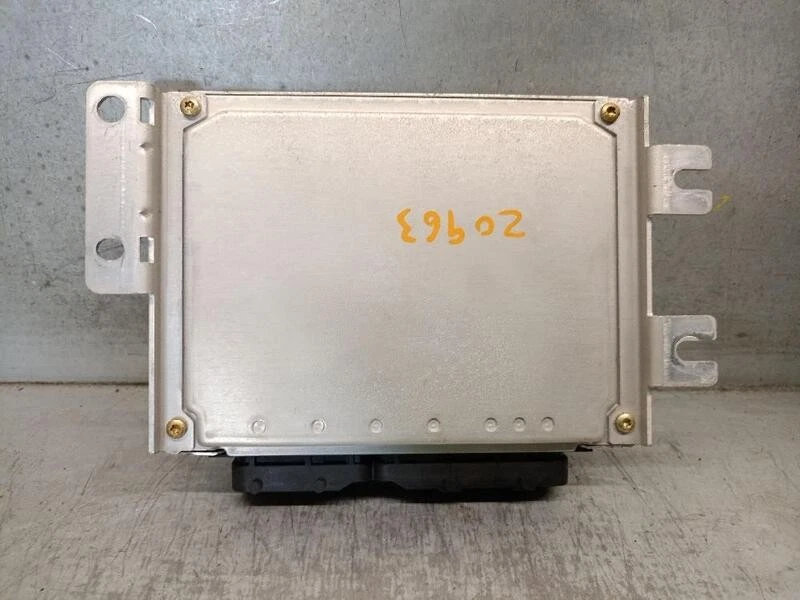 3910523140 centralina motore per HYUNDAI ELANTRA III SEDAN (XD) 2.0 2000 5196509 - Immagine 2 di 4