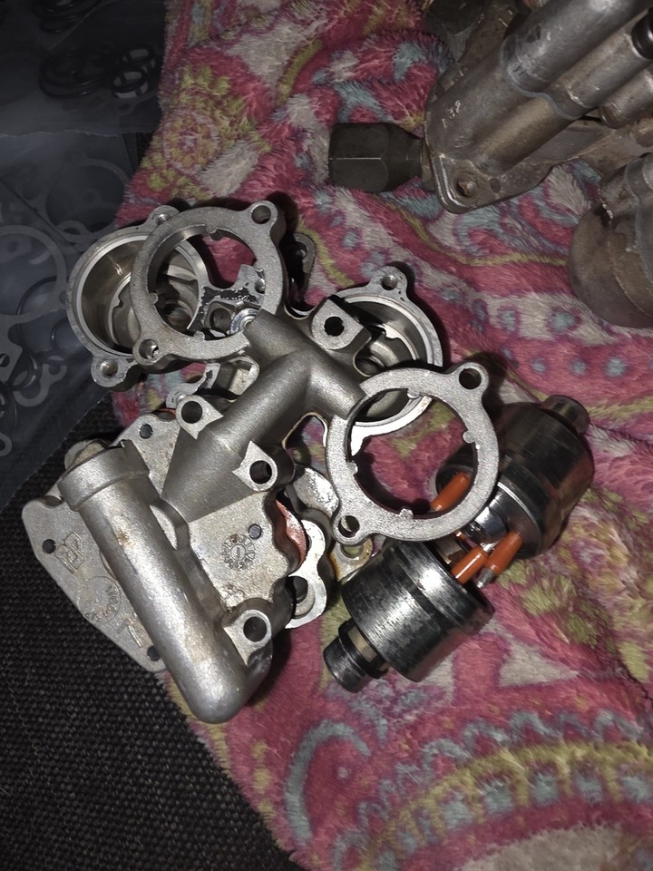 5.7 350 Tbi Injector Pod Complete Rebuild With Gaskets. Comes With The ...