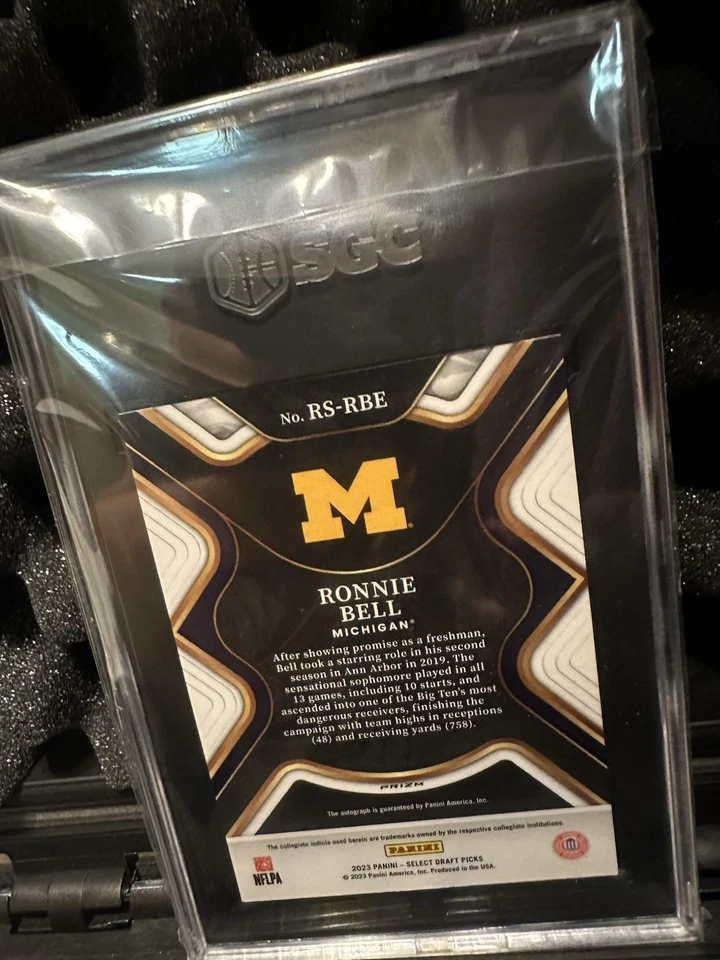 2023 Panini Select Draft Picks - Rookie Signatures Ronnie Bell #RS-RBE Red Prizm - Image 2 of 2