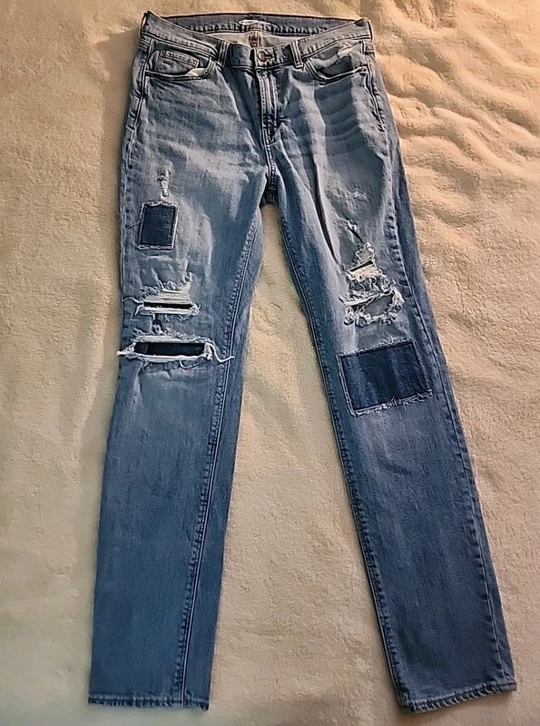 Old Navy Women's Blue Boyfriend Cotton Blend Distressed Denim Jeans - 8 Tall