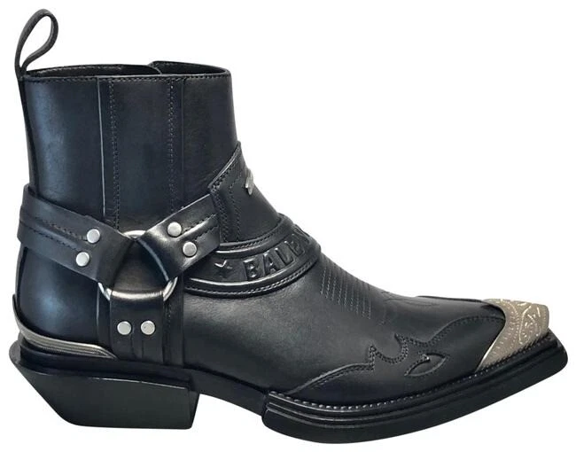 BALENCIAGA Santiag 40 Ankle Boots |