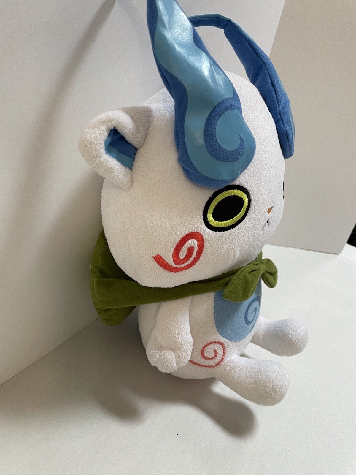 Plush 9 Yokai Yo-Kai Watch Komasan White Cat Green Cape Hasbro Youkai Toy