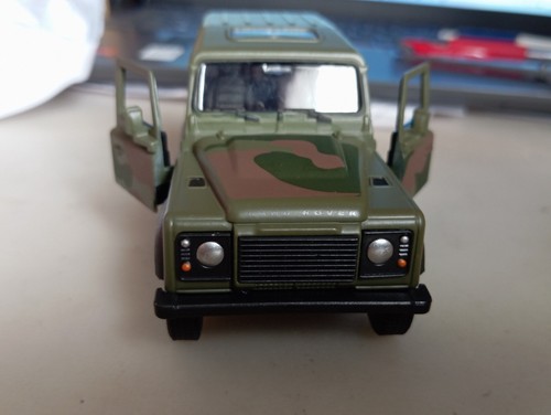WELLY - LAND ROVER DEFENDER ARMY MILITARY CAMO 1/32 / 1.34 CA. *NEU* - Bild 2 von 9