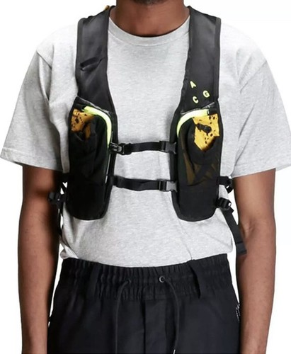 Nike ACG Hydration Race Vest - Size L 
