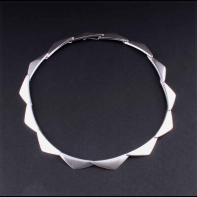 GEORG JENSEN Sterling Necklace # 13315. Silver. Peak. Bent