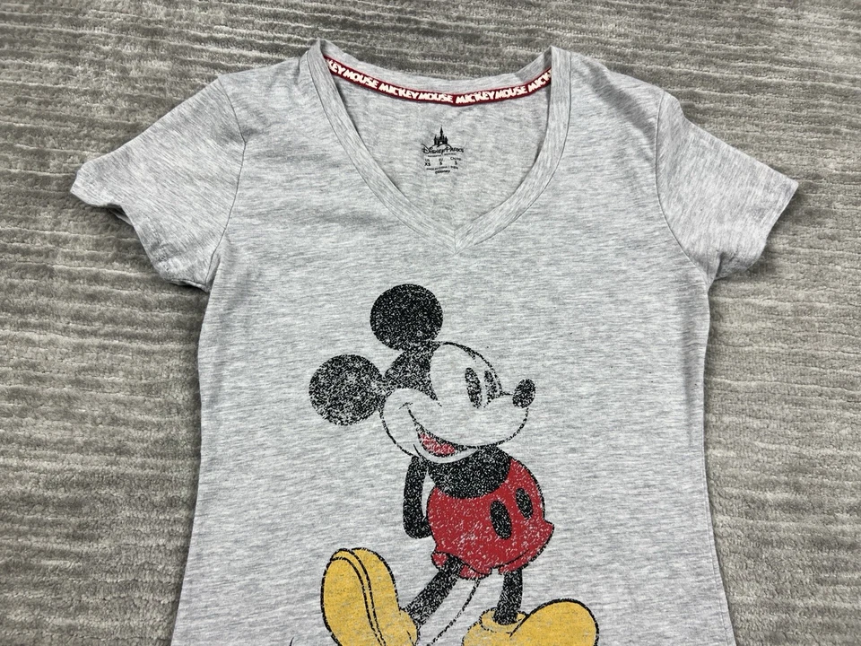 Top de Mickey Mouse de los parques de Disney para mujer XS gris manga corta cuello en V Foto 2 de 4