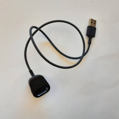FITNESS ACTIVITY TRACKER FITBIT CHARGE 3 NEUVE - Photo 8/8