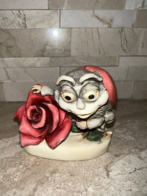 Harmony Garden Lord Byrons Lonely Hearts Club Figurine