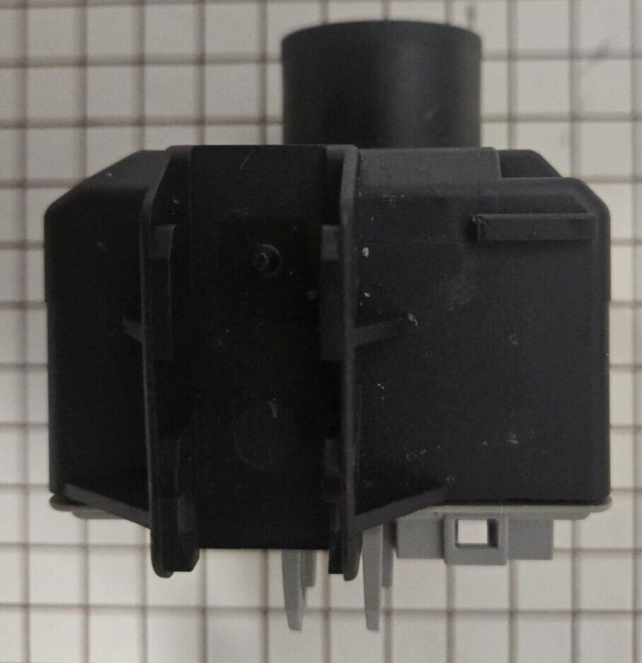 A 246 905 58 01 MERCEDES-BENZ FBS 4 CLA-Class Ignition Switch