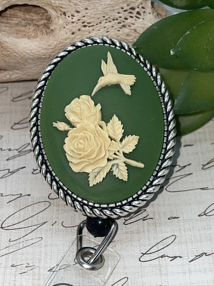 Portatarjetas de identificación carrete retráctil verde colibrí IRISH DÍA DE PATRICKS Foto 2 de 4