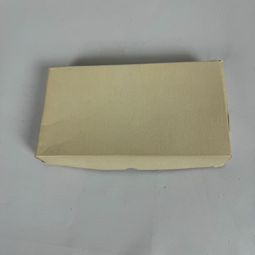 Vintage 1960 Arrow Pearlescent Beaded White Clutch Purse Zip Top w/ Original Box - Picture 12 of 15
