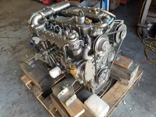 Yanmar 4JH2-HTE 100HP Marine Diesel Engine –Transmission Tested – Complete
