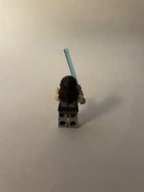 LEGO Star Wars Rey Minifigure from set 75189 75216, Light Bluish Gray Tied Robe