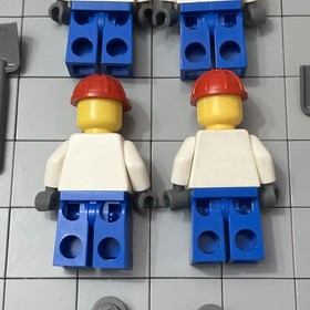 LEGO MINIFIGURE CITY OVERALLS BLUE Set 7990-1 Cement Mixer Lot Of 4 H1 15