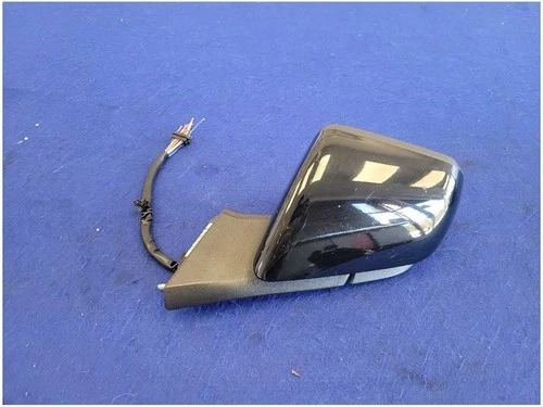 2015-2020 Ford Mustang GT S550 Driver Rear View Mirror Power BLIS Paint G1 2782