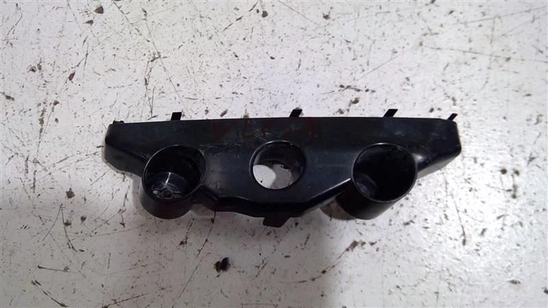 SOPORTE PARACHOQUES DELANTERO IZQUIERDO NISSAN VERSA 2020-2022 OEM 62225-5EE0A Foto 2 de 4