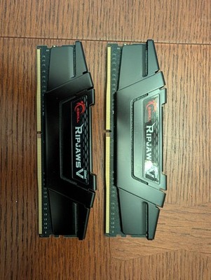 G.Skill PC RAM kit Ripjaws V F4-3200C16D-16GVKB 16 GB 2 x 8 GB DDR4 RAM 3200 MHz