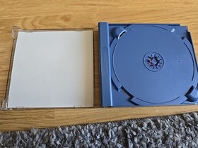 Sonic Shuffle Complete Dreamcast UK PAL Complete with Manual Very Good Condition