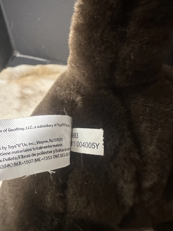 Peluche Toys’R’Us Chocolate Lab Puppy 17” 2010 Foto 4 de 4