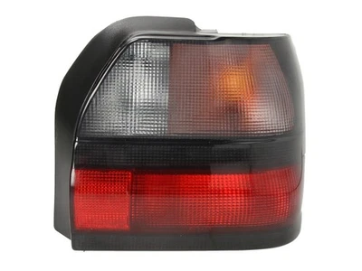 Feu arrière droit pour pour RENAULT 19 II, 19 II CHAMADE, 19 II - HATCHBACK - Photo 1/2