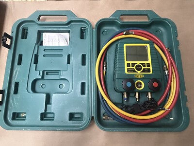 Refco Digimon Digital Manifold with case