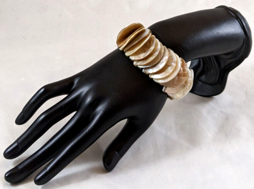 Abalone Thick Shell Stretch Bracelet - image 1