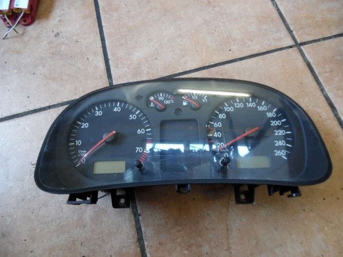 VW Golf IV 1J Tacho Kombiinstrument 1J0919880B
