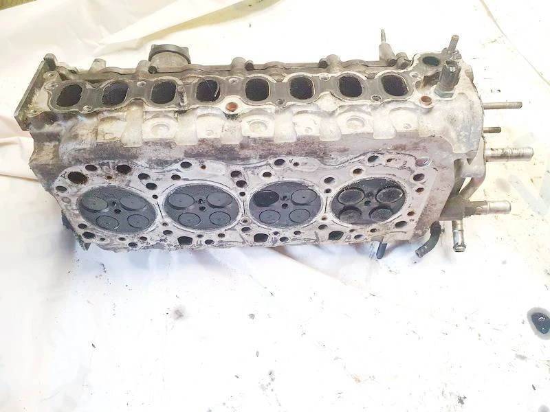 Toyota Corolla 2002 Engine Head Used, Genuine #1935308-06 - Image 3 of 4