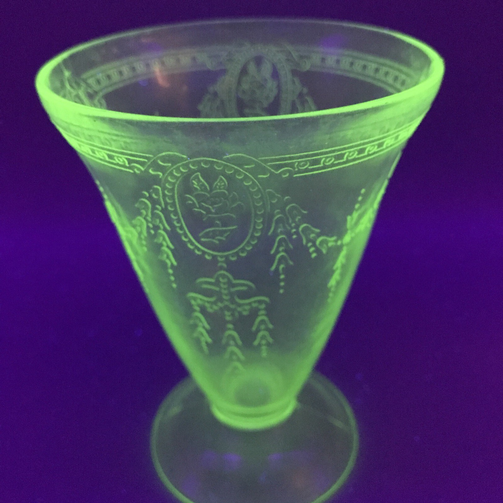 VTG Green Depression Glass Footed Tumbler Rose Cameo By Belmont eBay