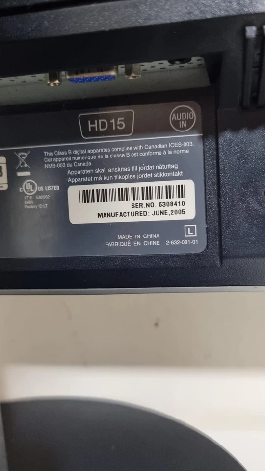 Sony Monitor SDM-S75A - Image 4 of 4