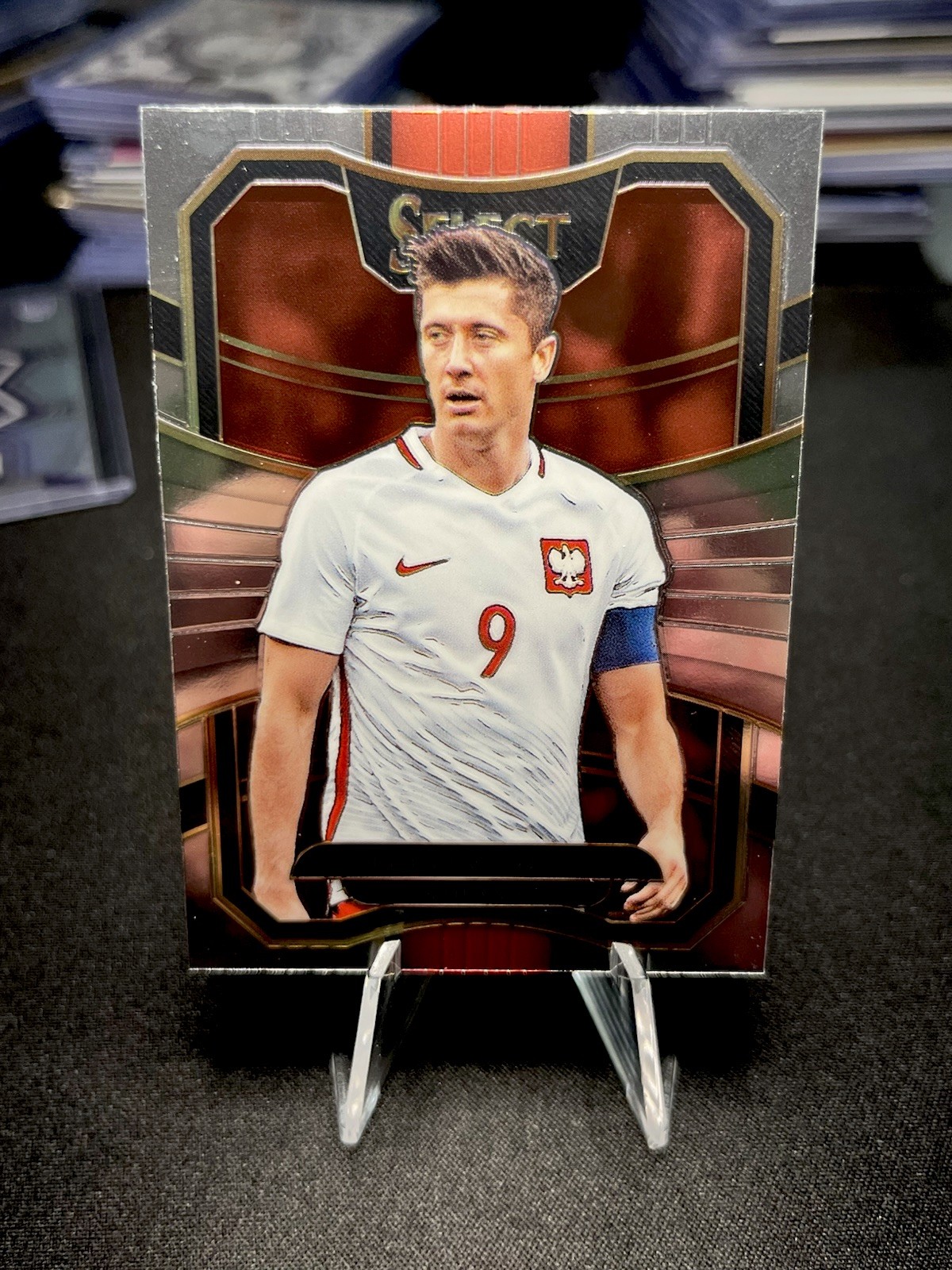 2017-18 Panini Select Soccer Robert Lewandowski Poland #30