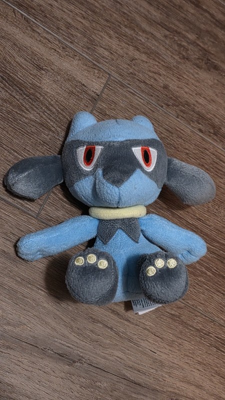 2017 Tomy Nintendo Pokemon Sitting Riolu 7” Plush Stuffed Toy