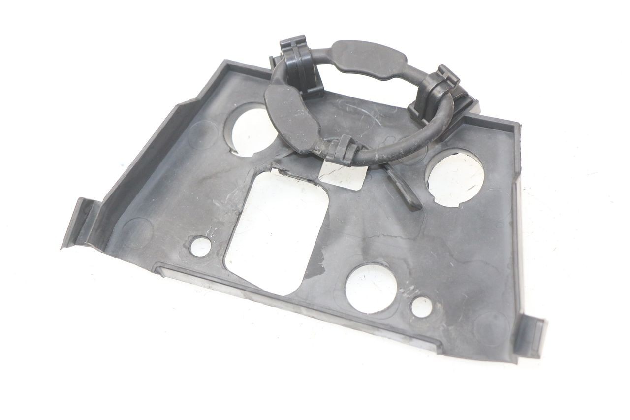 FRONT MIDDLE PANEL - YAMAHA FZ8 800 (2010 - 2016)