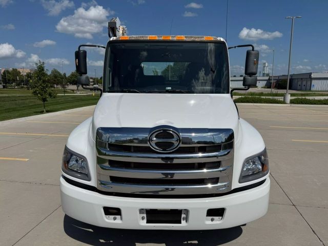 2018 Hino 258ALP thumbnail 2