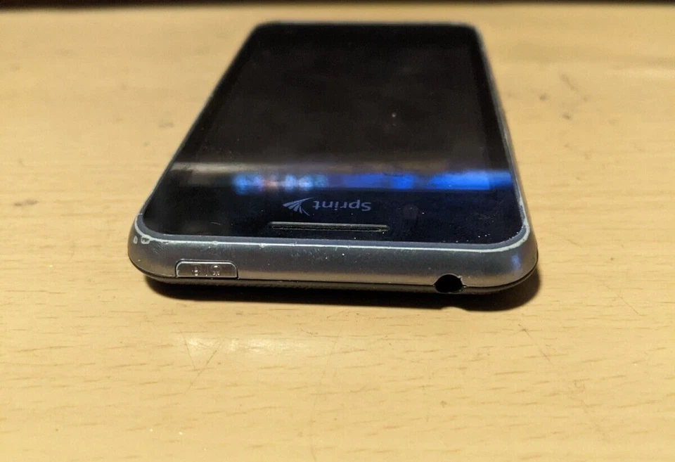 LG Optimus Elite 4GB (LS696) ¡LEER DESCRIPCIÓN!! Foto 4 de 4