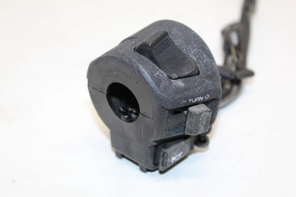 2007 Honda Silver Wing 600 Fsc600 interruptores de cabo esquerdo interruptor de sinal de buzina - Imagem 2 de 4